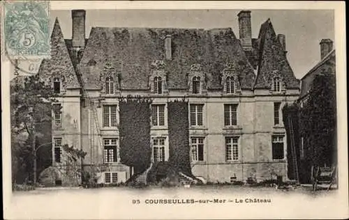 Ak Courseulles Calvados, le Château, Fassadenansicht