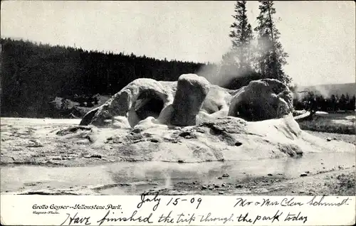 Ak Wyoming USA, Yellowstone Park, Grotto Geyser