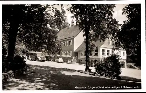 Ak Allerheiligen Oppenau im Ortenaukreis, Gasthaus Jägerstüble, Reisebus, Auto