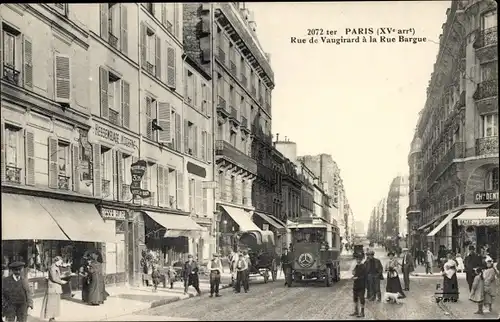 Ak Paris XV, Rue de Vaugirard à la Rue Bargue, Autobus Mercedes