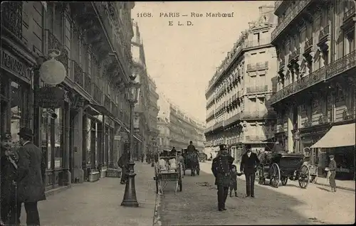 Ak Paris VIII, Rue Marboeuf, Kutsche, Polizist