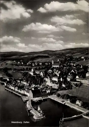 Ak Meersburg am Bodensee, Hafen aus der Vogelschau