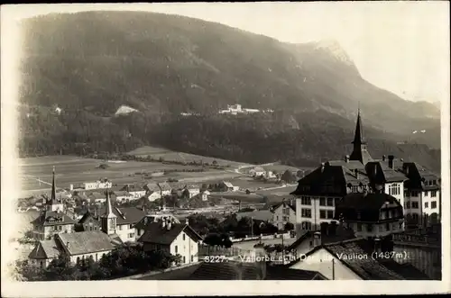 Ak Vallorbe Kanton Waadt, Ortsansicht, Talblick, Dent de Vaulion