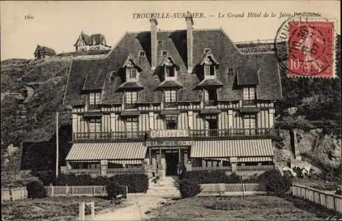 Ak Trouville sur Mer Calvados, Le Grand Hotel, La Jetee-Promenade