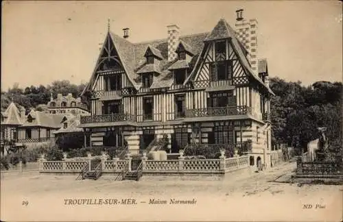 Ak Trouville sur Mer Calvados, La Maison Normande