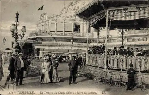 Ak Trouville Calvados, La Terrasse du Grand Salond e l'heure du Concert