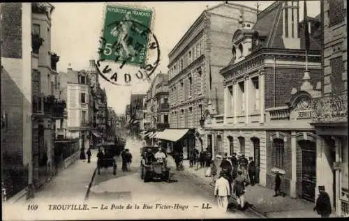 Ak Trouville sur Mer Calvados, La Poste de la Rue Victor Hugo