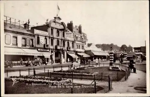 Ak Deauville La Plage Fleurie Calvados, Place de la Gare vers Trouville