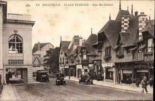Ak Deauville La Plage Fleurie Calvados, Rue du Casino