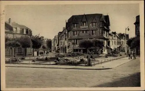 Ak Deauville La Plage Fleurie Calvados, Place Morny