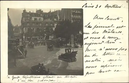 Foto Ak Paris, La Garde Republicaine, Autos