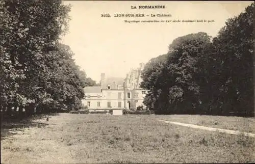 Ak Lion sur Mer Calvados, le Château, vue du Parc