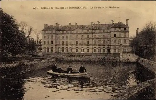 Ak Sommervieu Calvados, Colonie de Vacances, Le Douve et le Séminaire, Ruderboot