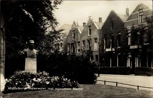 Ak Middelburg Zeeland Niederlande, Molenwater met monument Morks