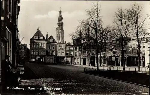 Ak Middelburg Zeeland Niederlande, Dam met Graanbeurs