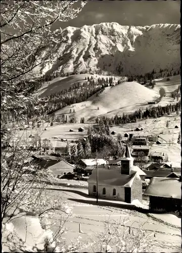 Ak Oberjoch Bad Hindelang im Oberallgäu, Teilansicht vom Ort im Winter