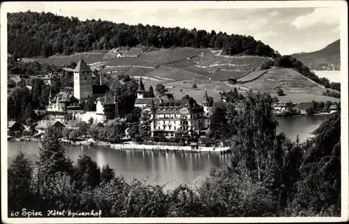 Ak Spiez Kanton Bern, Blick auf den Ort, Hotel Spiezerhof