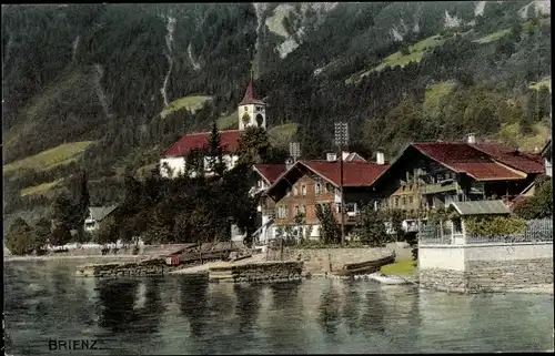 Ak Brienz Kanton Bern, Partie am Ufer, Häuser