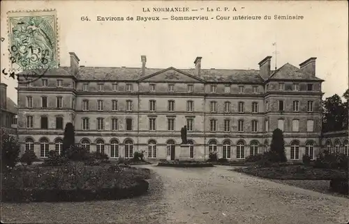 Ak Sommervieu Calvados, cour intérieure du Séminaire