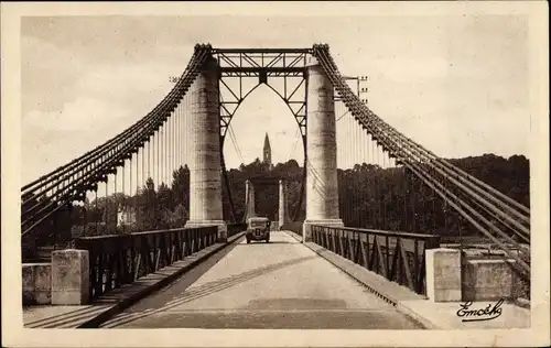 Ak Les Rosiers sur Loire Maine et Loire, Le Pont de Gennes, dans le fon Saint Eusebe