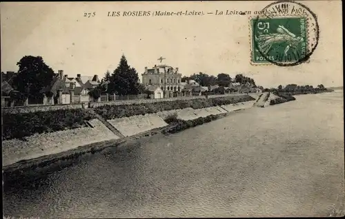 Ak Les Rosiers Maine et Loire, La Loire