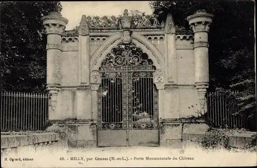 Ak Milly Maine et Loire, Porte Monumentale du Chateau