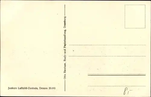 Ak Drawsko Pomorskie Dramburg Pommern, Totalansicht der Ortschaft, Kirche, Fliegeraufnahme