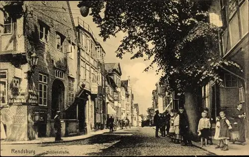 Ak Rendsburg in Schleswig Holstein, Mühlenstraße, Kinder, Weinhandlung