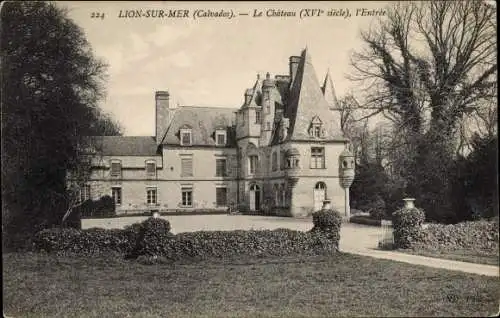 Ak Lion sur Mer Calvados, le Château, l'Entrée