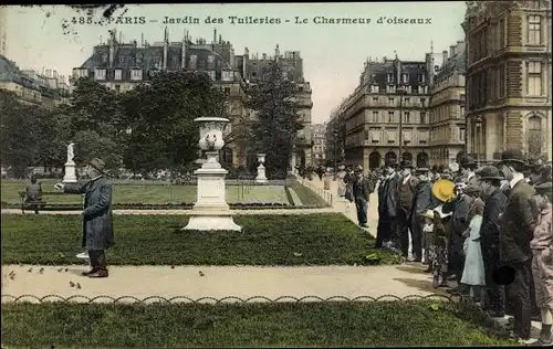 Ak Paris Frankreich, Charmeur d'Oiseaux aux Tuileries, Jardin des Tuileries