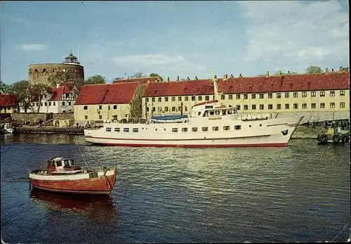 Ak Christiansø Christiansö Ertholmene Dänemark, Havnen og Store Tarn, MS Ertholm