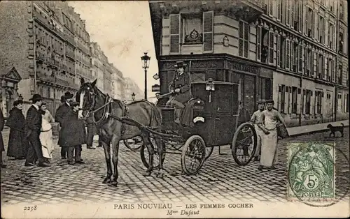 Ak Paris Nouveau, Les Femmes Cocher, Mme. Dufaut, Frau als Kutscherin, Pferdekutsche