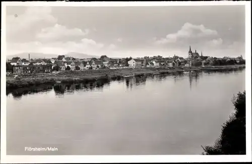 Ak Flörsheim am Main, Blick über den Main auf den Ort