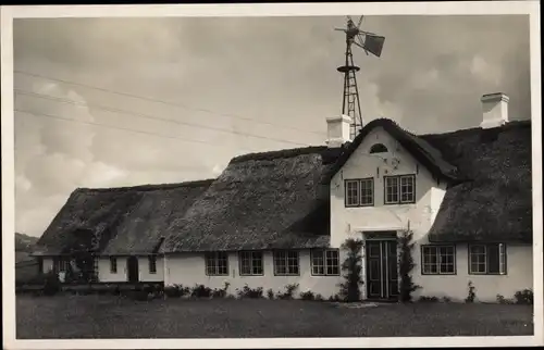 Foto Ak Wenningstedt Braderup auf Sylt, Friesenhaus