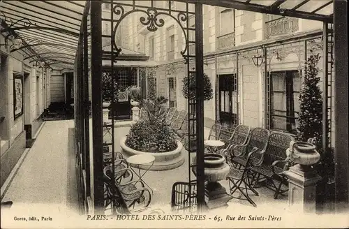 Ak Paris VI, Rue des Saints-Pères, l'Hôtel des Saints-Pères, Innenhof