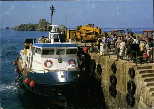 Ak Kanalinsel Sark, Fährschiff Bon Marin de Serk, Maseline Harbour