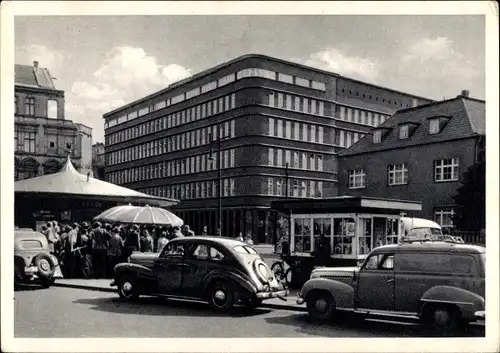 Ak Gelsenkirchen im Ruhrgebiet, Hans Sachs Haus, Alter Markt, Straßenpartie, Straßencafé