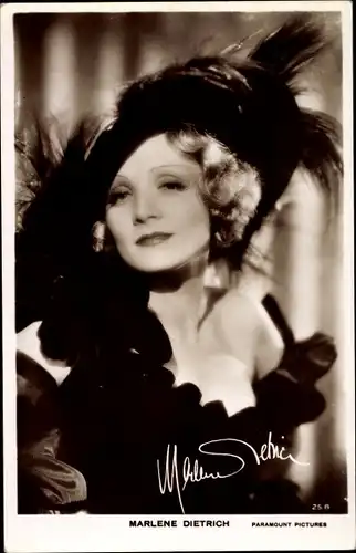 Ak Schauspielerin Marlene Dietrich, Portrait mit Hut