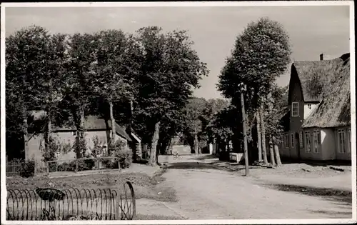 Foto Nieblum auf der Insel Föhr Nordfriesland, Dorfstraße