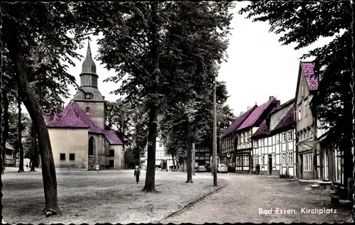 Ak Bad Essen in Niedersachsen, Kirchplatz, Straßenpartie