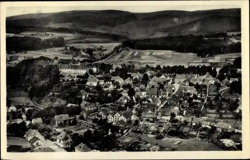 Ak Bad Iburg in Niedersachsen, Fliegeraufnahme, Panorama vom Ort