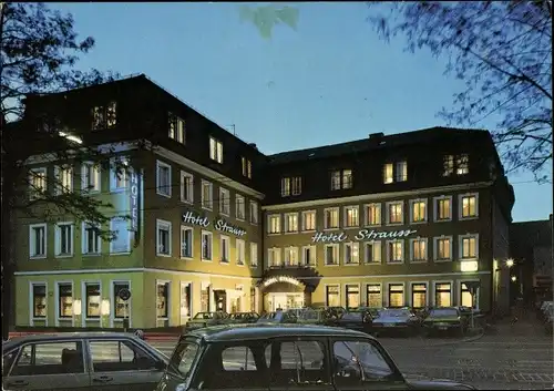 Ak Würzburg am Main Unterfranken, Hotel Strauss mit Restaurant Würzburg