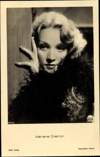 Ak Schauspielerin Marlene Dietrich, Portrait, Ross Verlag 6380/2