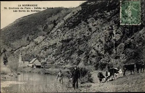 Ak Flers Orne, Vallee de Noire, Les Bords du Noireau