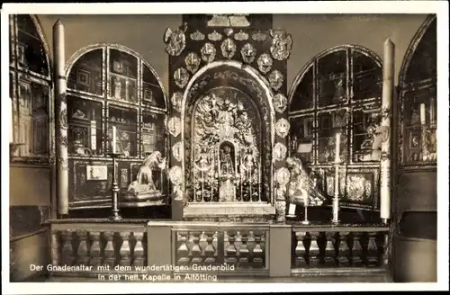 Ak Altötting Oberbayern, Heil. Kapelle, Gnadenaltar, Wundertätiges Gnadenbild
