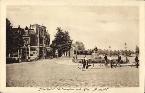 Ak Amersfoort Utrecht Niederlande, Stationsplein met Hotel Monopole