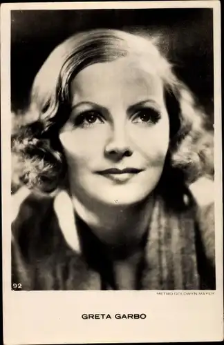 Ak Schauspielerin Greta Garbo, Portrait