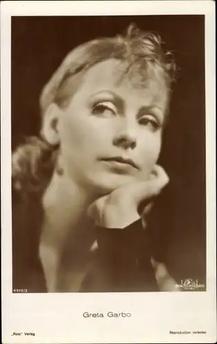 Ak Schauspielerin Greta Garbo, Portrait