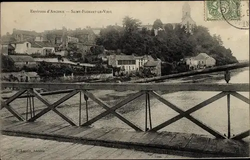 Ak Saint Florent le Vieil Maine et Loire, Blick auf den Ort, Brücke, Fluss