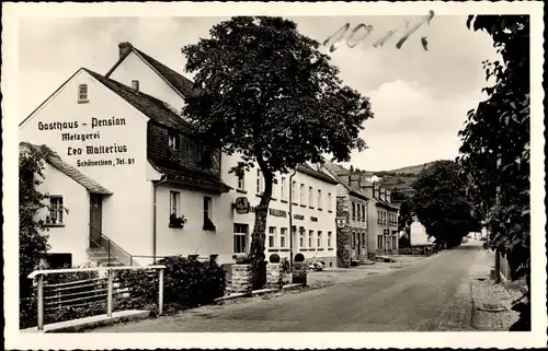 Ak Schönecken in der Eifel, Gasthof, Straßenpartie